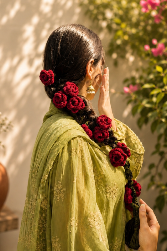 Gulnaar Rose Crochet Paranda